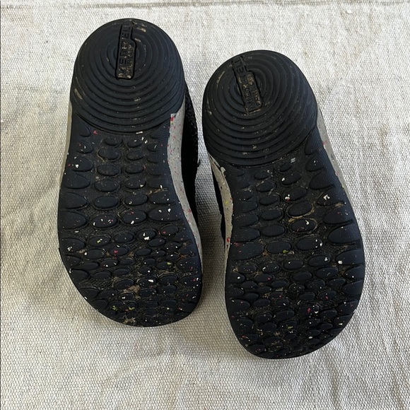 Merrell Kids Black Water Shoes - Picture 2 of 8